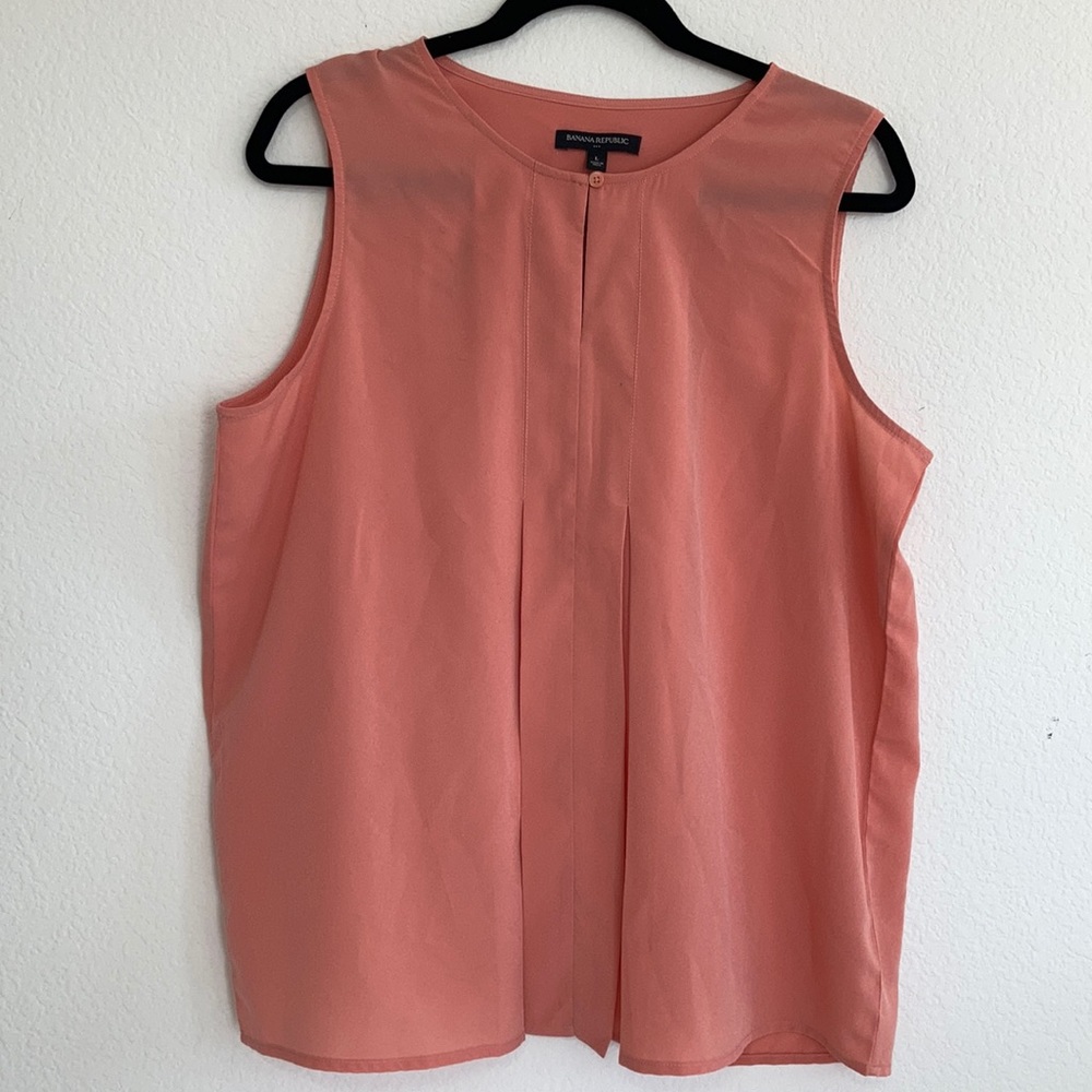 Banana Republic Sleeveless Shirt Size Large